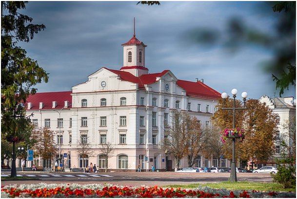 Деякі адміністратині будинки у центрі міста